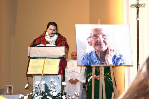 04-2 (1) (1) (1) (1) (1) (1) (1) (1)