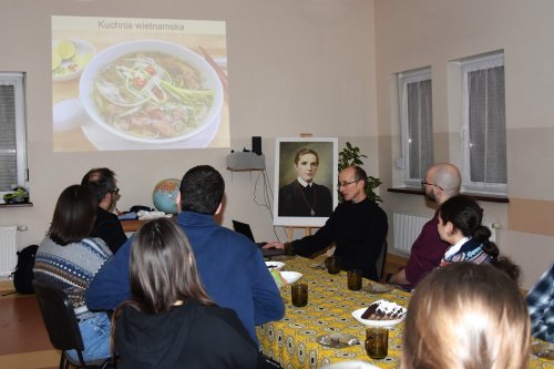 12 (1) (1) (1) (1) (1) (1) (1) (1) (1) (1) (1) (1) (1) (1) (1) (1) (1) (1) (1) (1) (1) (1) (1)