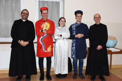 15 (1) (1) (1) (1) (1) (1) (1) (1) (1) (1) (1) (1) (1) (1) (1) (1) (1) (1) (1) (1) (1)